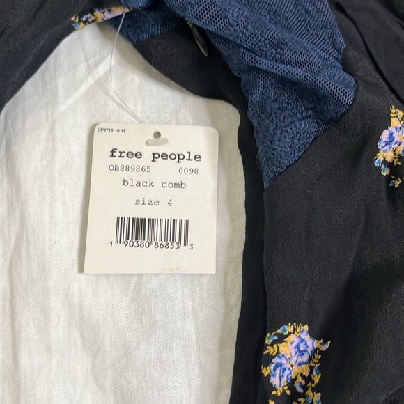 Free People Women's Mockingbird Floral Lace Plunge Mini Dress size 4 Punk Goth - Picture 13 of 15